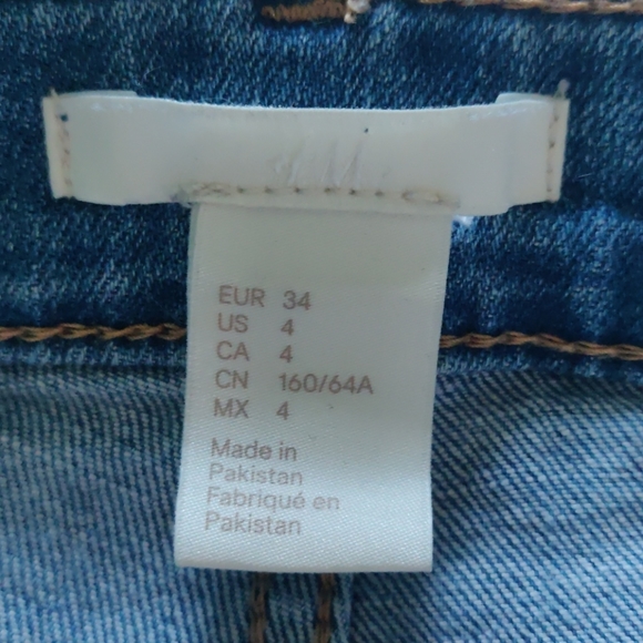 H&M denim Bermuda shorts - Picture 3 of 4